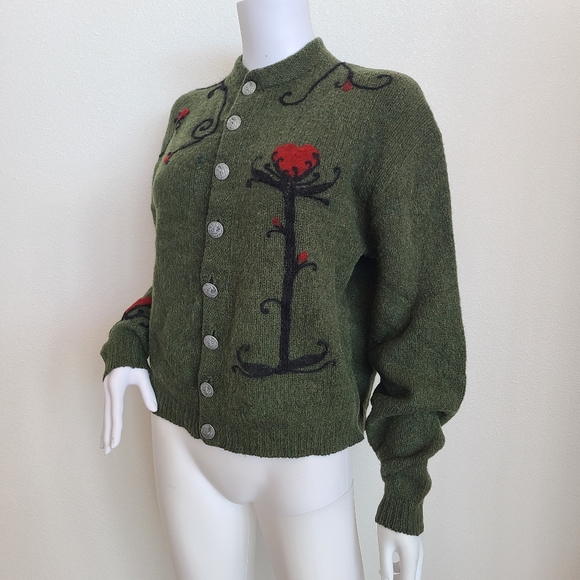 Vintage McGregor 60's heart and vine cardigan sweater - Picture 4 of 12